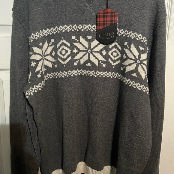 Chaps‎ V-Neck Sweater in Gray and White - Picture 1 of 3